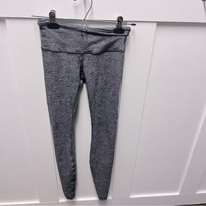⬇️$45 Lululemon great size 2 leggings‎